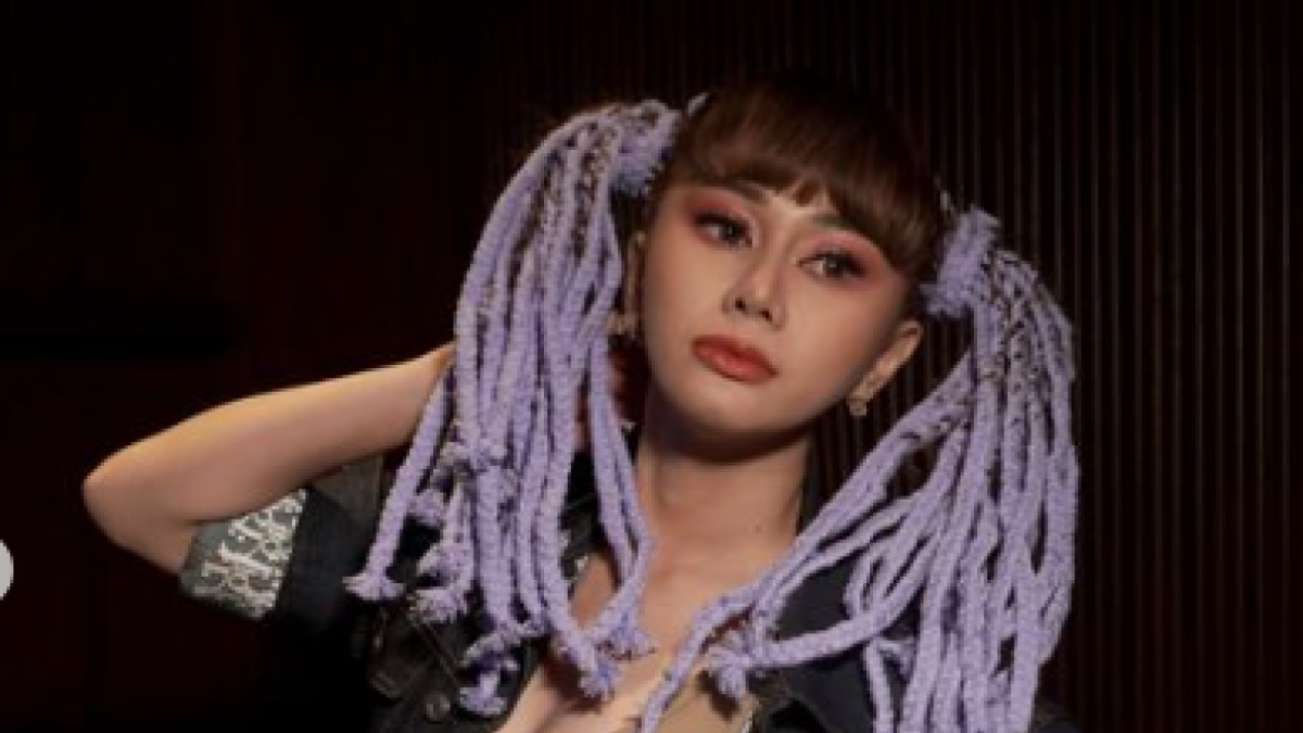 Denise Chariesta diduga operasi plastik [Instagram/denisechariesta91]