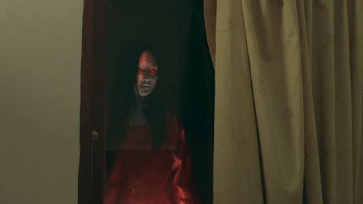 Kisah horor UI, kuntilanak merah [twitter/gilselalubenar]