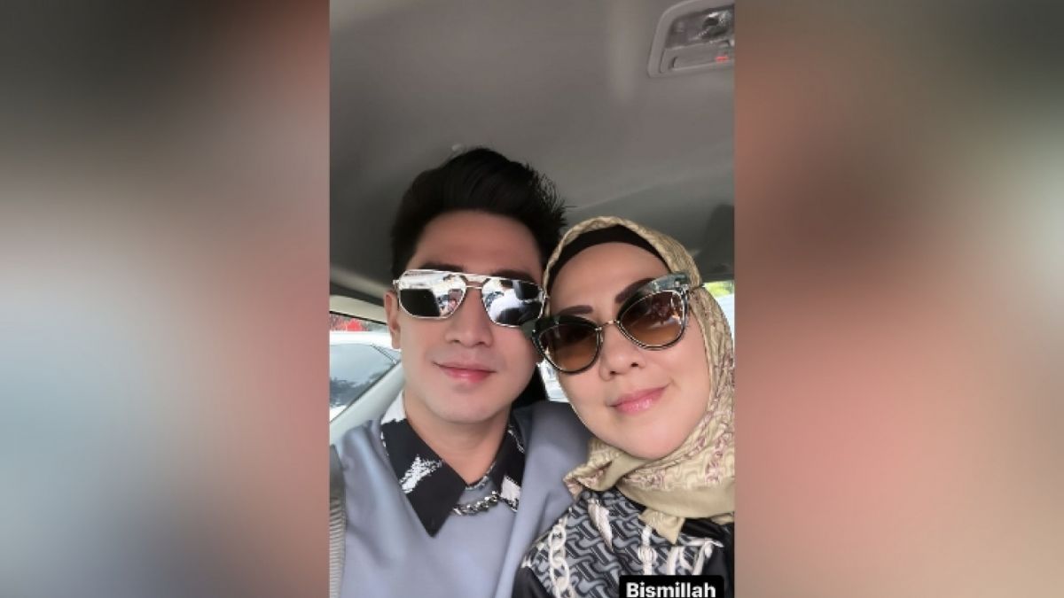 Verrel selfie dengan ibunda [Instagram/ @bramastavrl]