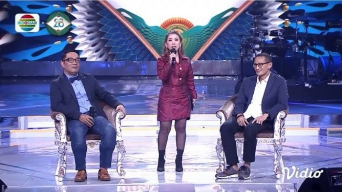 Kiky Saputri Roasting Ridwan Kamil dan Sandiaga Uno [Youtube Indosiar]