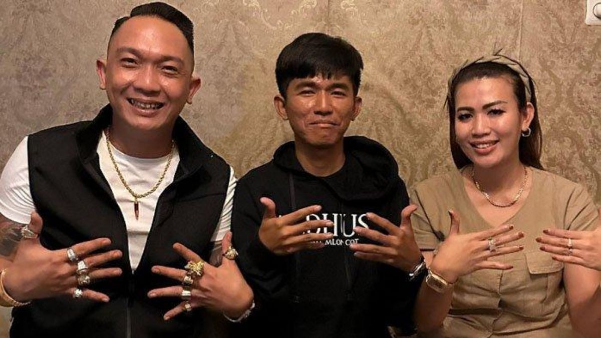 Ketika Jhon dan Sang Istri bertemu Tiko [Instagram @Jhonlbf]
