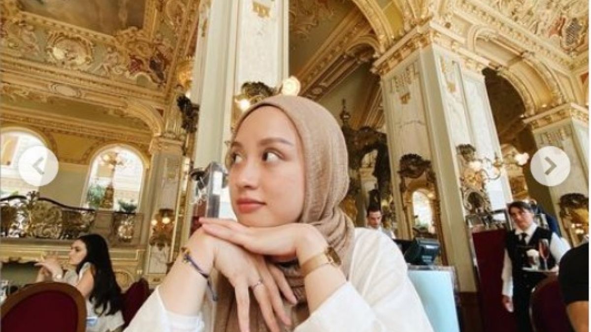 Gitasav kembali dirujak netizen karena penyataan kontroversinya. [Instagram/@gitasav]