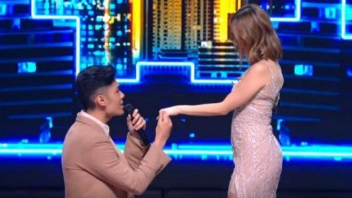 Foto asli sebelum direkayasa menjadi mirip Arya Saloka dan Amanda Manopo [YouTube/ Indonesian Idol 2023]