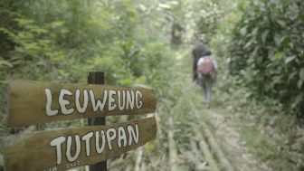 Mencium Magis Hutan Keramat Kampung Cireundeu, Puasa Mutih dan Lepas Sendal Jika Ingin Masuk