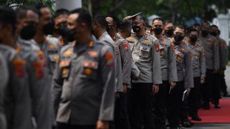 Terkuak, Alasan Jokowi Melarang Jajaran Polri Membawa Tongkat Komando saat Pengarahan di Istana Negara