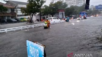 Kritik Ganjar Pranowo terkait Banjir Semarang, Rizal Ramli Diserang Netizen: Apakah Anda Kritik Anies waktu Banjir Jakarta?