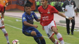 Pemain Baru Persib Bandung Ini Merenggut Hati Bobotoh, Rezaldi Hehanussa Minta Maaf