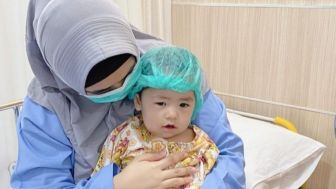 Anak Bungsu Oki Setiana Dewi Didiagnosa Penyakit Langka 'Prader Willi Syndrome' Yuk Simak Cara Pencegahannya..