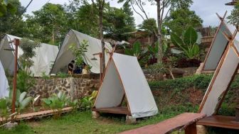 Pernah Dengar Gemilang Camp Garden? Cobain Sensasi Menginap di Tenda