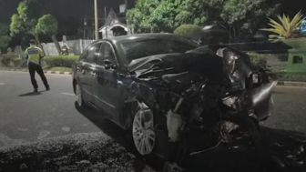 Diduga Menggunakan Plat Mobil Palsu, Begini Kronologis Kecelakaan Mobil Dinas DPRD Jambi Bersama Penumpang Bugil