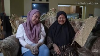 Baru Pertama Kali Bertemu, Ibu Eny Bikin Nathalie Holscher Tertawa Gara-gara Hal Ini