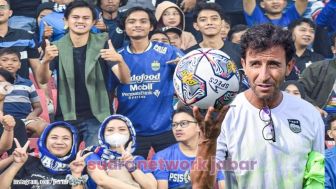 Luis Milla Terjepit, Taktik 3 Bek Benar-Benar Bikin Persib 'Amuk-amukan' di Liga 1