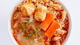 Super Simpel! Resep Seblak Kuah Mercon Khas Bandung yang Cocok Disantap Saat Cuaca Dingin