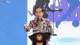 Jokowi 'Suruh' Masyarakat untuk Banyak Belanja dan Nonton Konser, Kenapa?