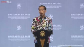Jokowi Tekankan Impor Pakaian Bekas Menganggu Industri Negara Kita, Netter: Inilah Kapitalis Sesungguhnya