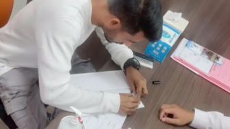 Usai Viral di Indonesia Asib Ali Perpanjang Visa, Netizen: Aji Mumpung!