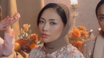Rachel Vennya Unggah Video Kenakan Hijab dengan Poni Terlihat, Netizen: Kenapa Harus Gitu?