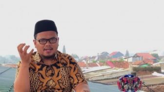 Sekolah Kristen Lebih Baik Dibanding Islam? Guru Berpeci Hitam Ini Beberkan Hal Mengejutkan: Mereka Berpikirnya