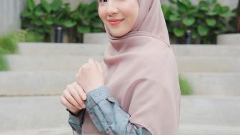 Maraknya Kawin Cerai Artis Lalu Lepas Hijab, Natasha Rizky Tuai Pujian