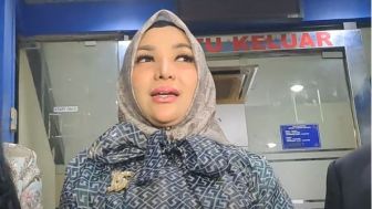 Dukung Venna Melinda, Roro Fitria Ungkap Syukur Atas Hukuman Penjara Ferry Irawan