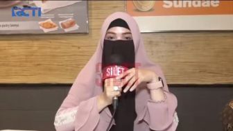 Usai 10 Tahun Menjanda, Della Puspita Diduga Nikahi Suami Orang