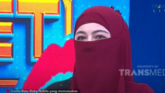 Kerap Tampil Seksi, Ratu Rizky Nabila Memutuskan Pakai Cadar Sebab Hal Ini