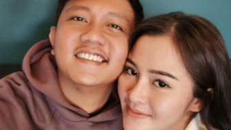 Beredar Gosip Bella Bonita Jadi Simpanan Pejabat, Denny Caknan Akhirnya Angkat Bicara