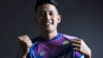 Gegara Acungkan Jari Tengah dan Lempar Botol, Pemain Persib Terancam Kena Sanksi PSSI