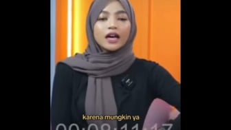 Dituding Rendahkan Nilai Hijab dan Sepelekan Aurat, Respon Oklin Fia Bikin Geram