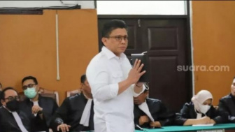 Tak Jadi Dihukum Mati, Vonis Ferdy Sambo Turun Jadi Penjara Seumur Hidup, Netizen: Sebentar Lagi Juga Dilepas