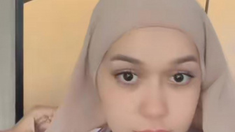 Dipuji Cantik Tampil Berhijab, Rebecca Klopper Didoakan Istiqomah