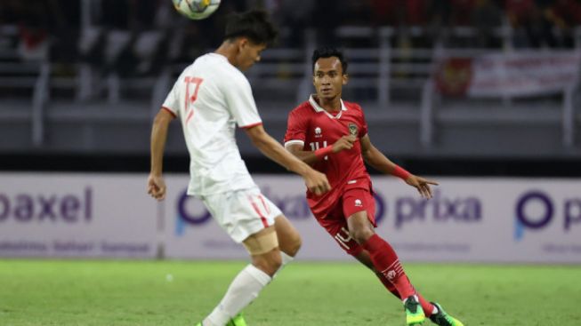 Jauh dari Keluarga, Robi Darwis Ikut Pemusatan Latihan Timnas U-20 selama Dua Bulan