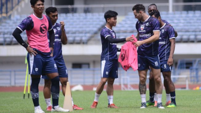 Tiga Pemain Persib yang Gabung Timnas sudah Ikut Sesi Latihan bersama Persib