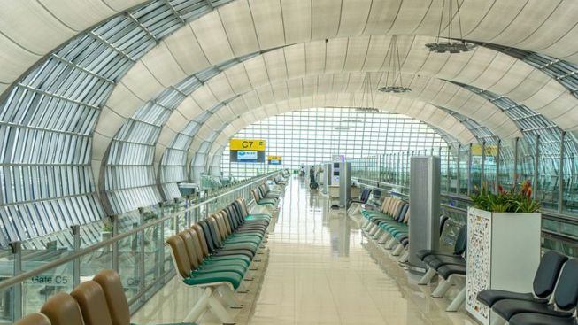 Bandara Suvarnabhumi Bangkok, Bandara Terangker se-Asia Tenggara