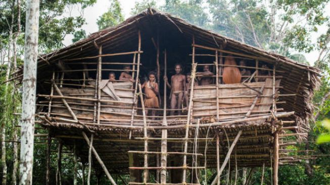 MERINDING! 7 Suku Kanibal Paling Brutal di Dunia, Salah Satunya Ada di Indonesia