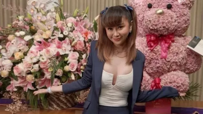 Ekonomi Sulit usai Ditinggal RD? Denise Chariesta Tak Bisa Gaji Karyawan