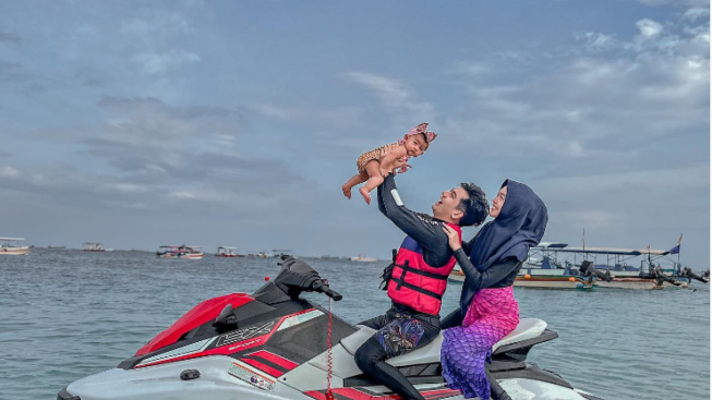 Ajak Anak Naik Jestki di Bali Tanpa Alat Pengaman, Ria Ricis Mendapat Cibiran Dari Netizen!