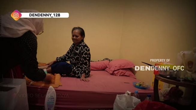 Hari Pertama Ibu Eny di Rumah, Minta Skincare Merek Jadul?