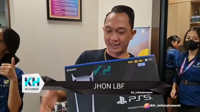 Teka-teki Asal Kekayaan Jhon LBF Kakak Angkat Tiko, Benarkah Hasil Money Laundry?