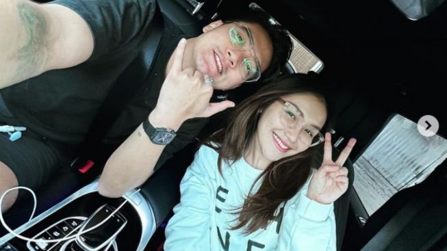 Terkuak! Beginilah Kebiasaan Buruk Boy William, Para Sepupu Peringatkan Ayu Ting Ting?