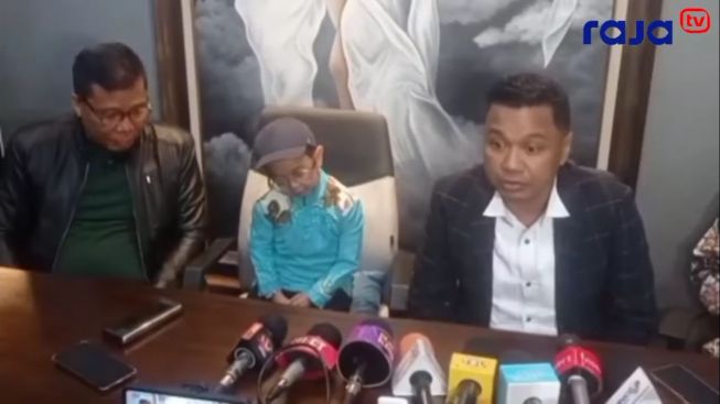 Daus Mini Bercerai, Mantan Istri Disebut Menyesal