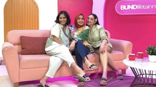 Berlinangan Air Mata, Nagita Slavina dan Caca Tengker: Dihukum Sama Mama