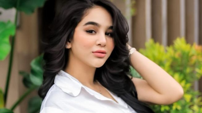 Pembuat Konten Hoaks Perselingkuhan Hana Hanifah dan Christian Sugiono Minta Maaf, Ini Sosoknya