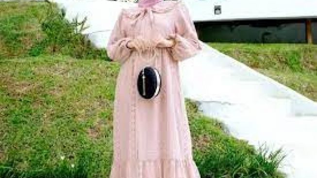 Rekomendasi Dress Brokat Simpel Untuk Lebaran Idul Adha