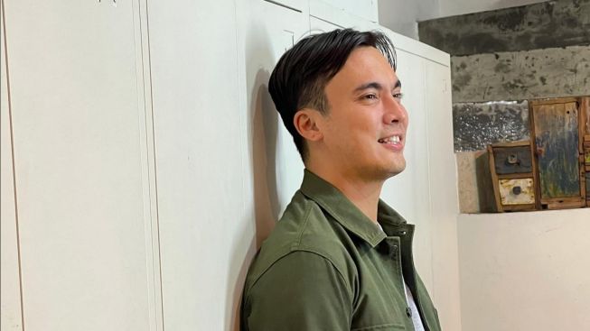 Reaksi Rendy Kjaernett Saat Ditanya Sumber Dana Bikin Gambar Wajah Syahnaz di Punggung