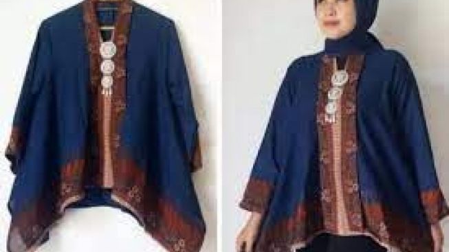 Makin Fashionable, Rekomendasi Atasan Batik Modern Wajib Kamu Miliki