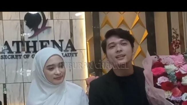 Belum Habis Masa Iddah? Inara Rusli Diajak Ta'aruf Oleh Pengacara Ini