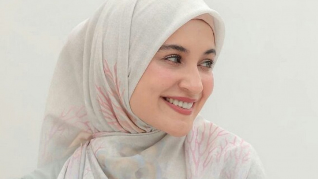 Shireen Sungkar Pernah Jadi ART di Rumah Maia Estianty?