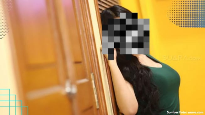 Kenang Digerebak saat Tubuh Berbalut Handuk, Model Seksi Ini Setop Dijamah Pria Berduit Lantaran akan Dinikahi Aktor Ukraina