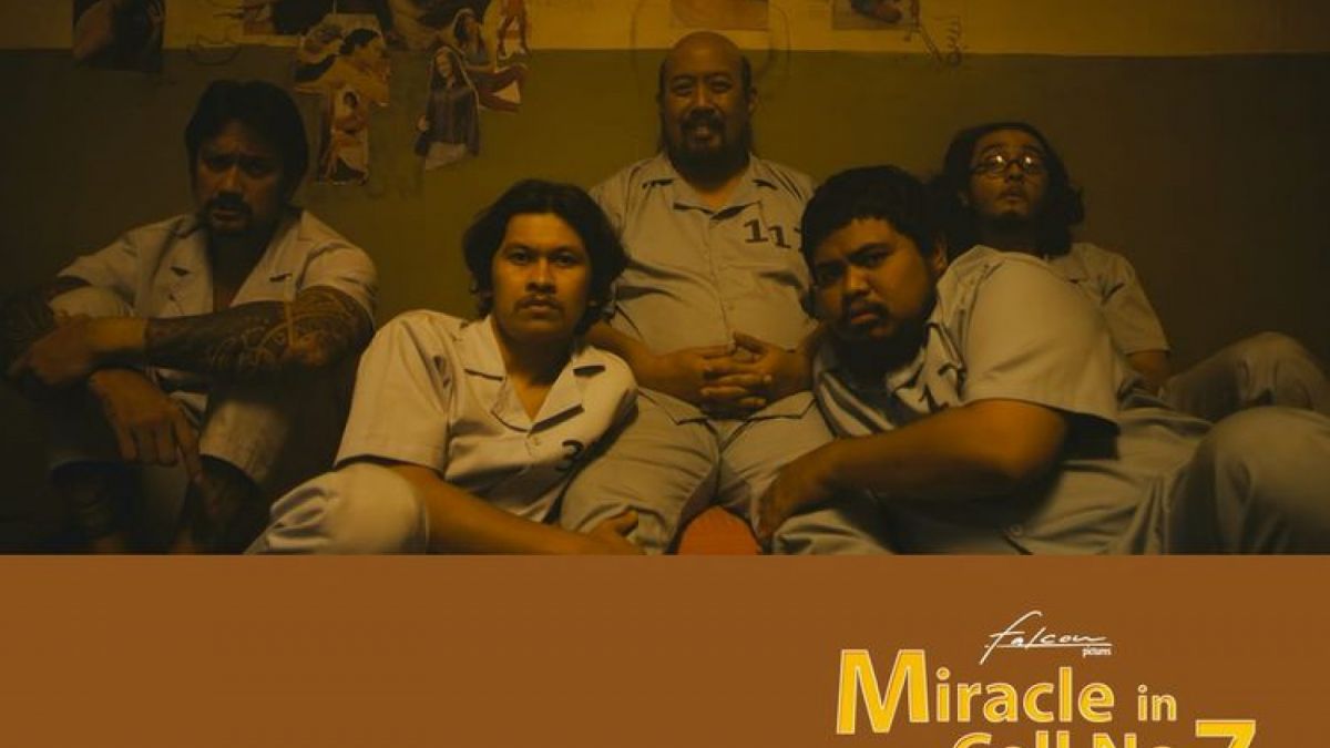 Miracle in Cell No. 7 Potser [Falcon Pictures]